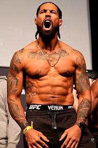 Max Griffin doubts Michael Chiesa will be able to “withstand” his power at UFC 310: “He doesn’t like getting hit”