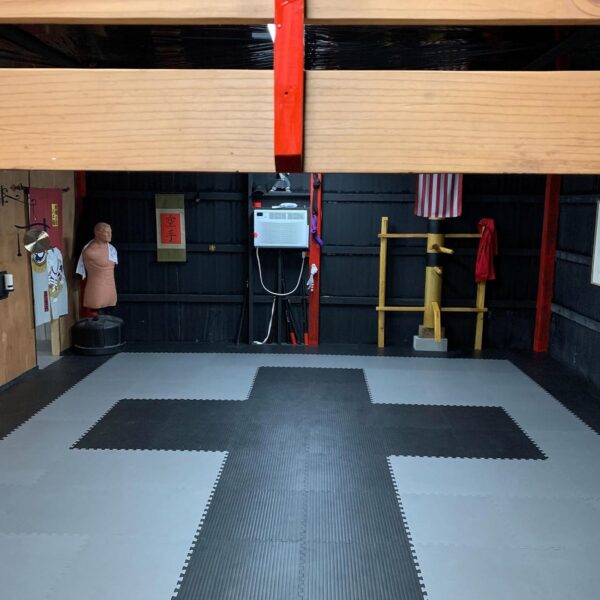 Professional-Grade BJJ Mats: 2x2 Ft Interlocking Puzzle Tiles for Home Dojo, 1.5 inch - Image 5