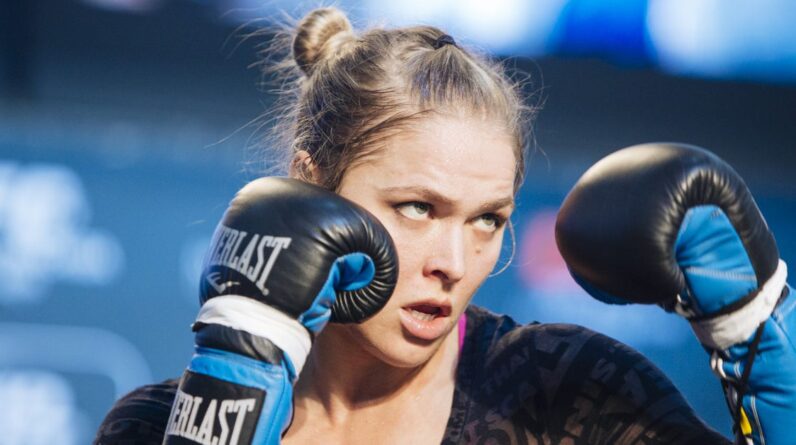 032 Ronda Rousey.0.0